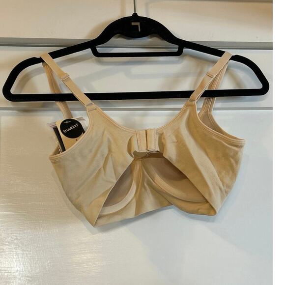 Truekind® Wireless Lift T-Shirt Bra small - Picture 4 of 7